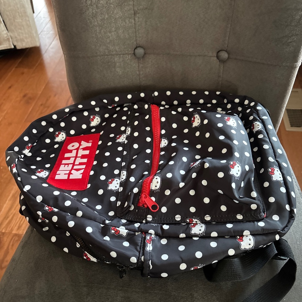 Hello Kitty Polka Dot Classic Backpack Blk/White/ Red KS1 - Picture 5 of 7